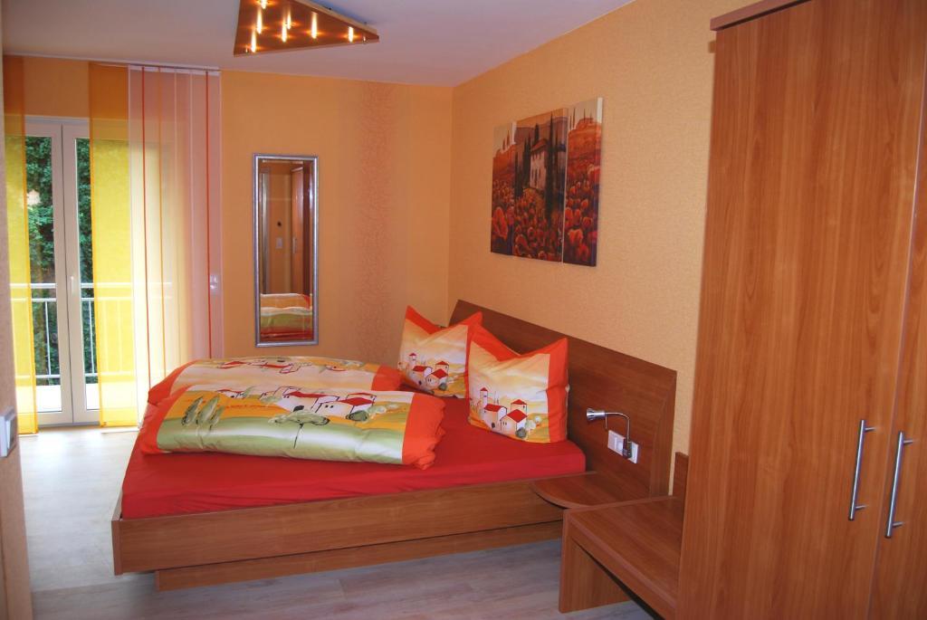 Kleines Landhaus Wendel Hotel Kapellen-Drusweiler Buitenkant foto